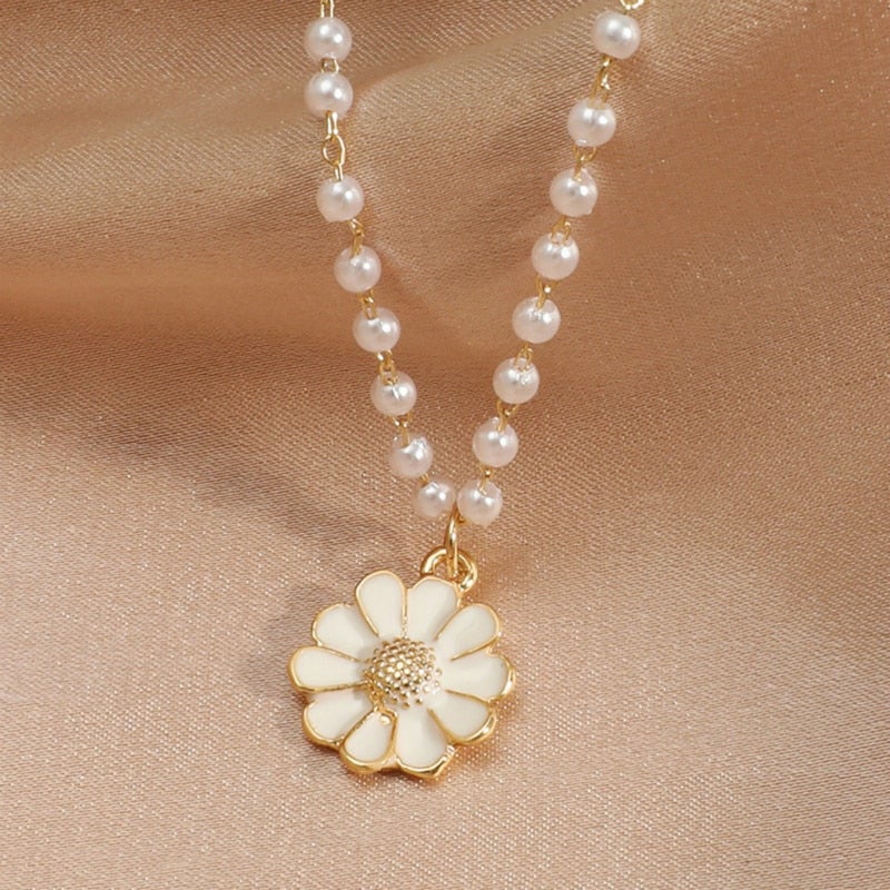 CANDELA | Collar Colgante Margarita con Perla